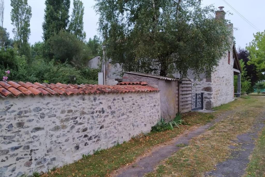 Maison A La Campagne Les Brouzils Exterior foto